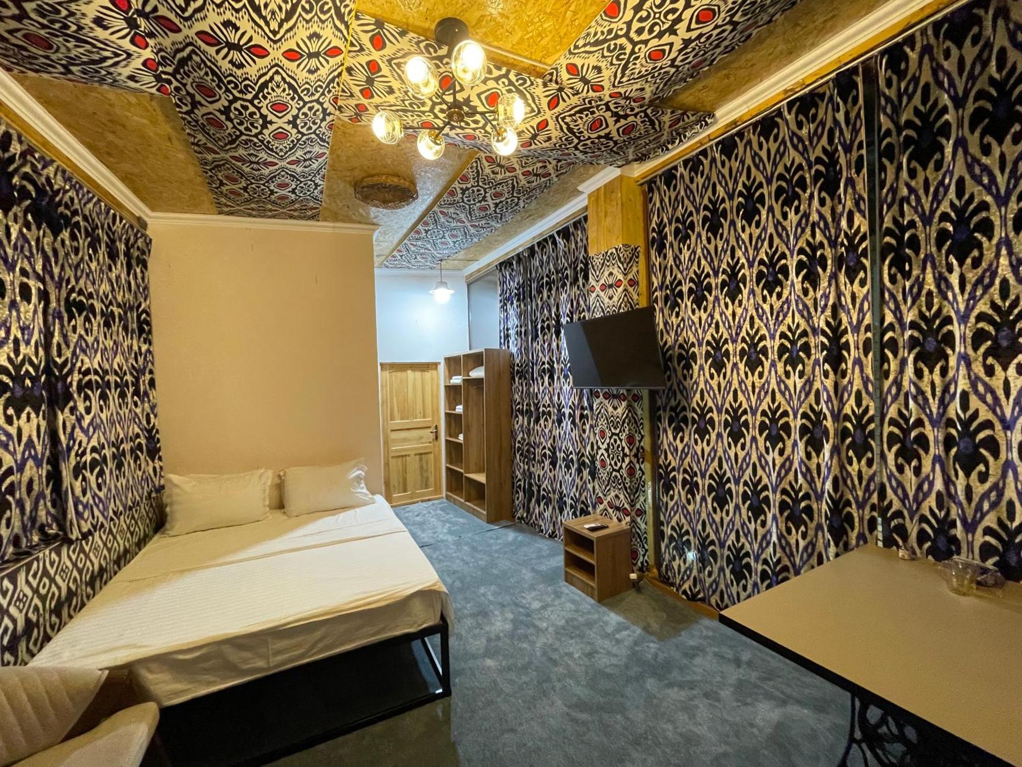 Mulberry Hotel Tashkent Ngoại thất bức ảnh